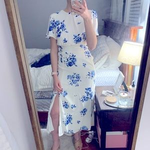 Size XS, NWT Sugarlips blue and white floral midi dress